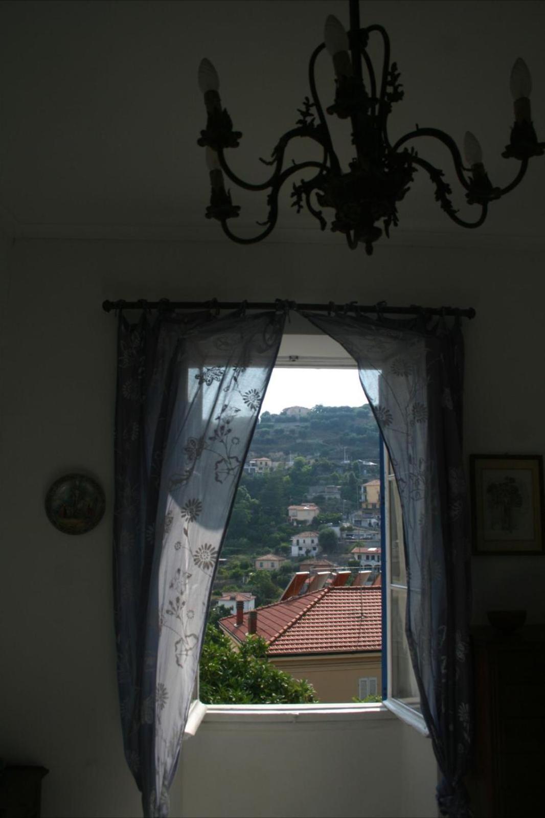 La Casa Di Flora Daire Sanremo Dış mekan fotoğraf